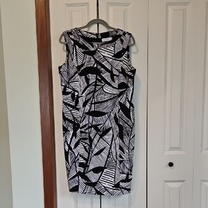 Kasper Black and White Midi Dress with Sophisticated Style